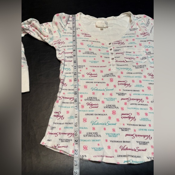 Victoria’s Secret Logo Waffle Knit Henley Top & Matching Joggers set size M - Picture 13 of 14